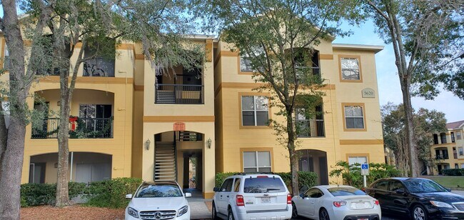 Foto del edificio - 5620 Pinnacle Heights Cir