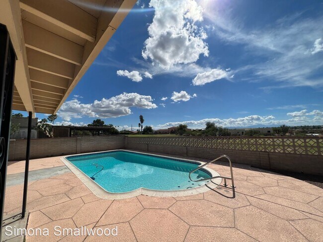 Building Photo - 4 br, 2 bath House - 2340 S Camino Seco