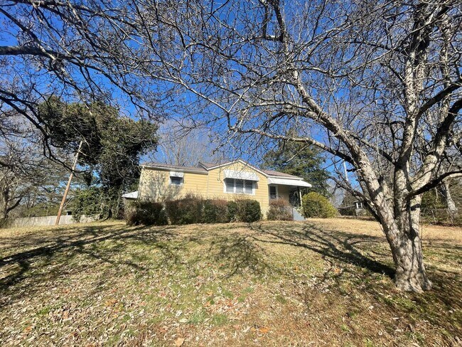 Foto del edificio - Adorable 3 bedroom 1 bath home Located in Hickory