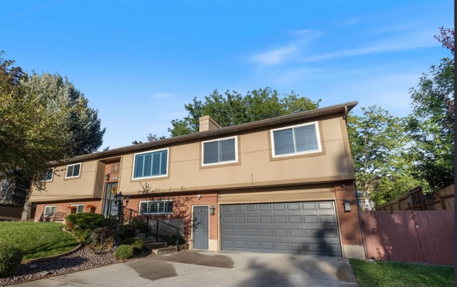 Building Photo - 935 S 1500 E St