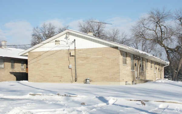 Primary Photo - 2305 Salem Blvd