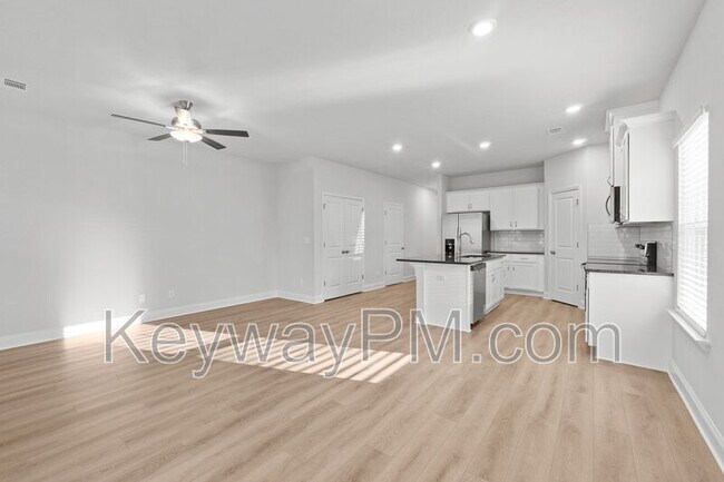 Foto del edificio - 1301 Newbern Dr