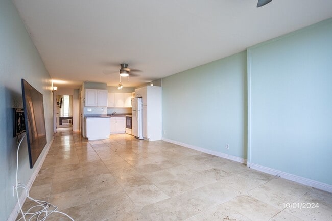 Foto del edificio - 1 Bd,1Ba,2Pkg! 51-636 Kamehameha Hwy #511 at $2,300/month