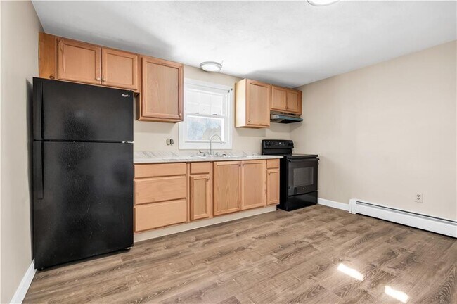 Foto del edificio - 12 Monson St