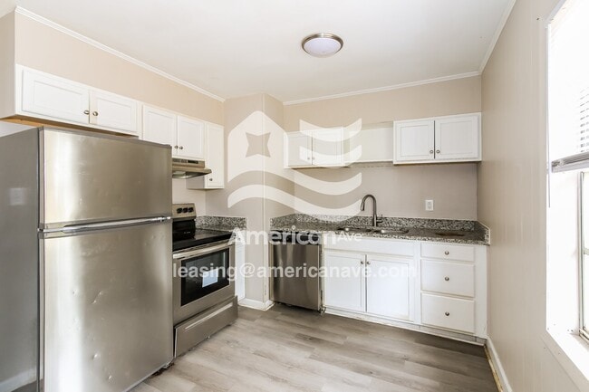 Building Photo - 2965 Celeste Dr