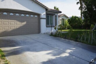 Building Photo - 68792 Ridge Crest Way