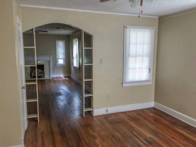 Building Photo - 2933 Lower Wetumpka Rd