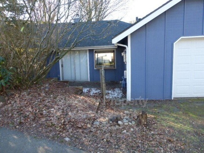 Building Photo - 18307 NE 92nd Ct