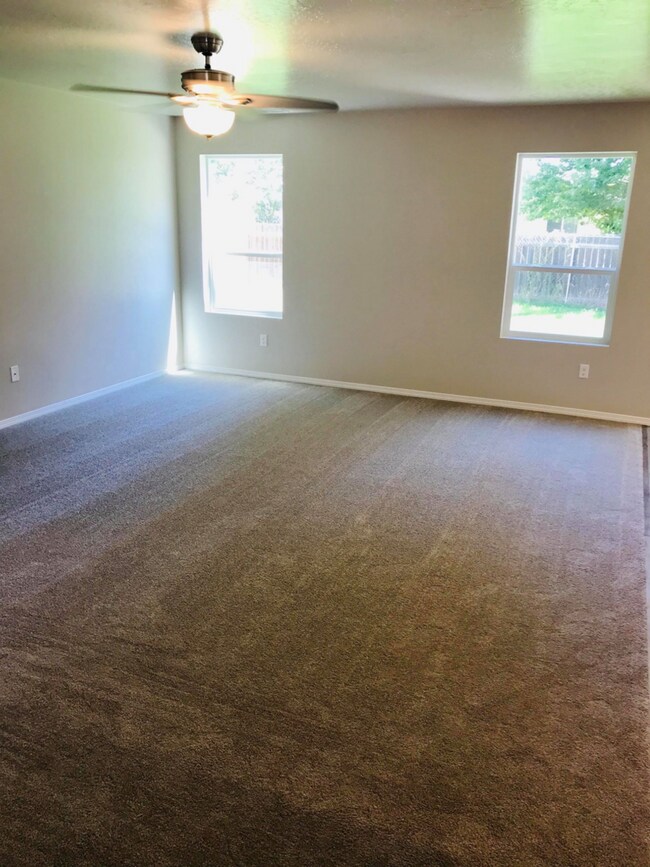 Foto del edificio - Spacious Home Canterbury Commons!