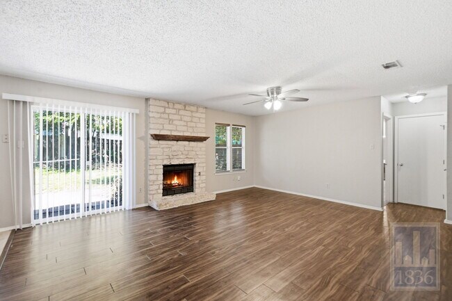 Building Photo - 9002 Marsh Dr