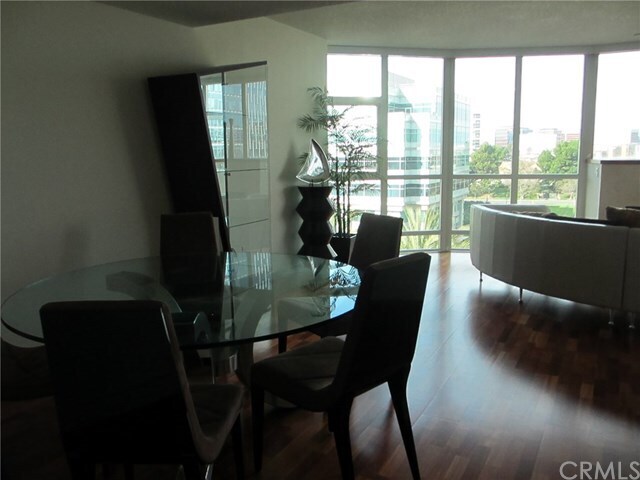 Foto del edificio - 3131 Michelson Dr