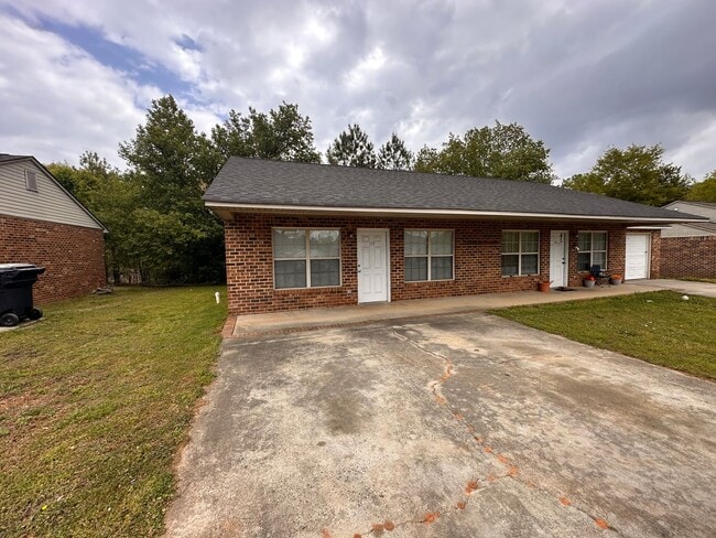 Building Photo - 119 Premiere Ct
