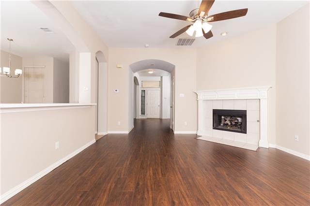 Foto del edificio - 3140 Kings Canyon Dr