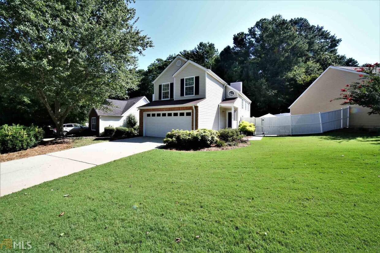 Primary Photo - 1015 Braesridge Way