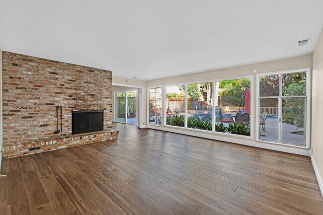 Foto del edificio - California Living at Its Finest