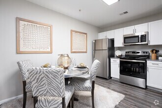 Interior Photo - Battleground North