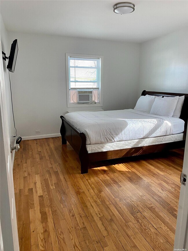 11403 Francis Lewis Blvd, Queens, NY 11411 Room for Rent in Queens