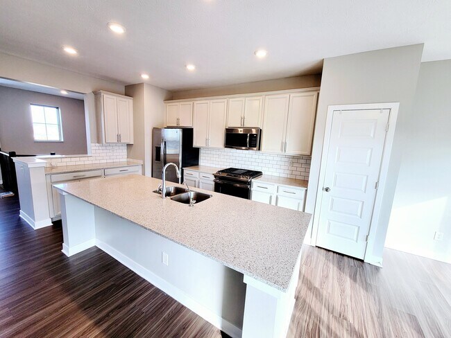 Building Photo - 13293 Minden Dr
