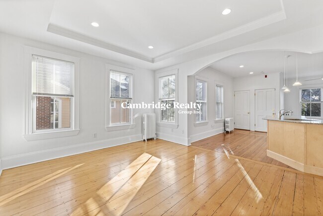 Building Photo - 30 Healey St