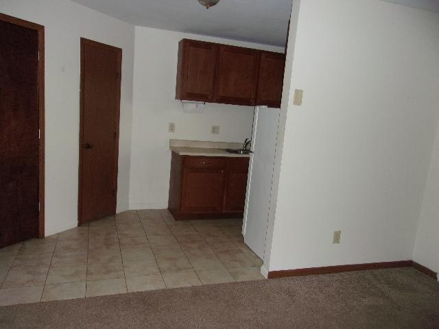 Building Photo - 549 New Haven Ct