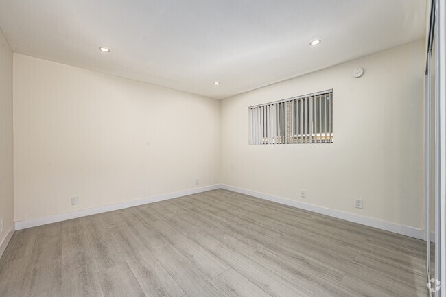 1 habitación, 1 baño - 625 pies cuadrados - Habitación - 142 S Normandie Ave