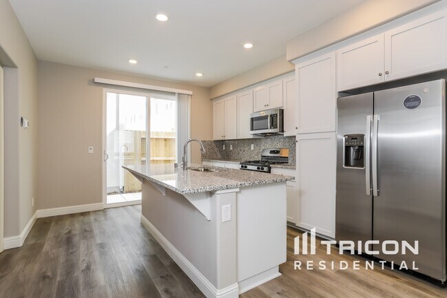 Building Photo - 2118 Comstock Ln