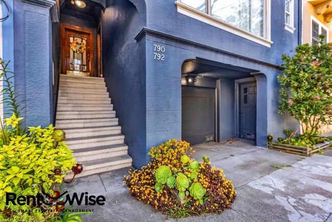 Building Photo - 790-792-792 9th Ave