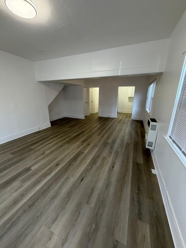 Foto del edificio - 433 W 4th St