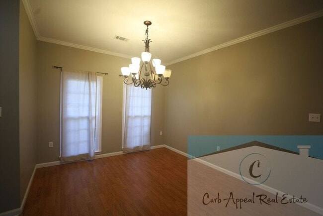 Foto del edificio - 4 bedroom 2 bath recently built home (Nett...
