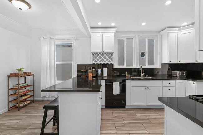 Foto del edificio - 145-147-147 Stanyan St