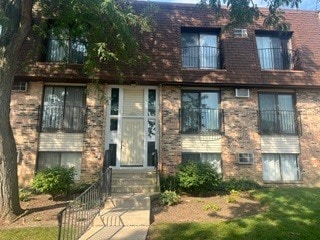 Building Photo - 203 N Waters Edge Dr