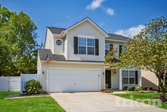 Building Photo - 124 Grayland Rd
