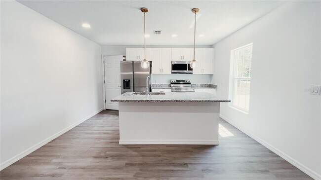 Foto del edificio - 3352 W Hayward Ln