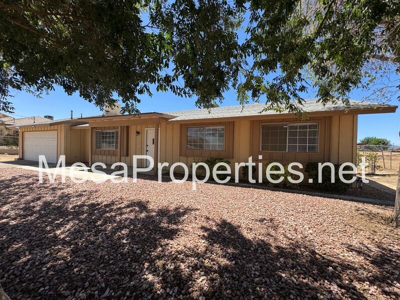 Foto principal - 17787 Birch St