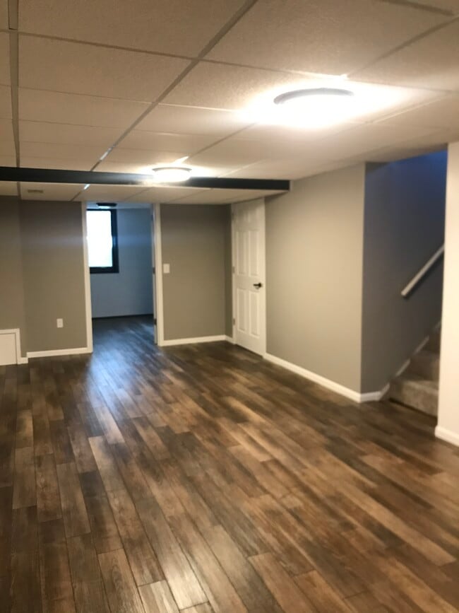 Basement family room - 2414 W 5th St