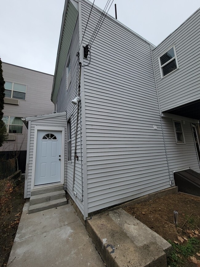 Foto del edificio - 6401 Adams St