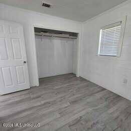 Foto del edificio - 632 Capital Ave