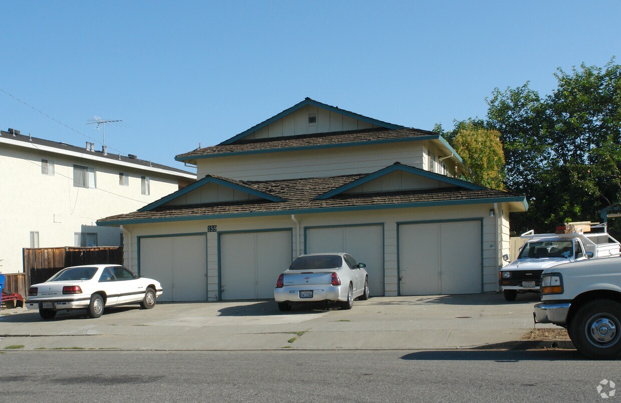 Foto del edificio - 159 Adler Ave