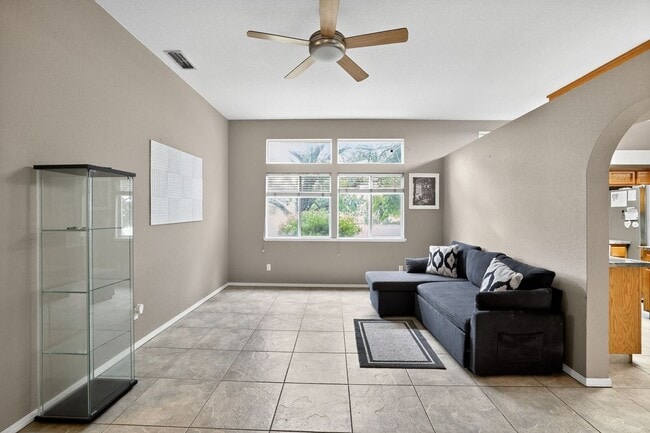 Foto del edificio - 680 Canyon Creek Way