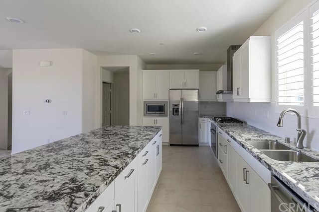 Building Photo - 157 Cadence