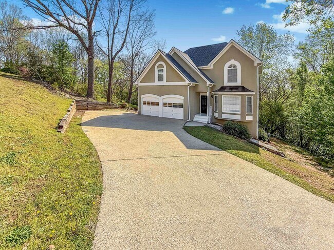 Foto del edificio - Stunning and Spacious 4 BR/3.5 BA Home in Mableton!