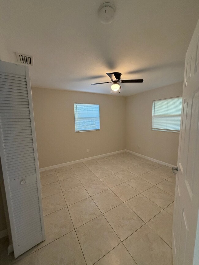 Photo - 700 SW 15th Ave Apartment