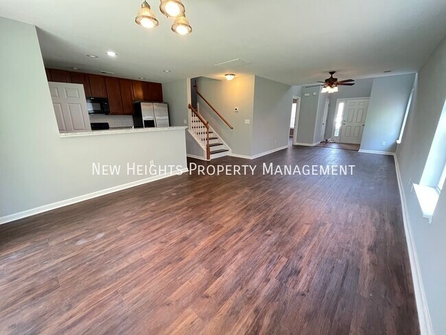 Building Photo - 3 bedrooms townhouse in University Park