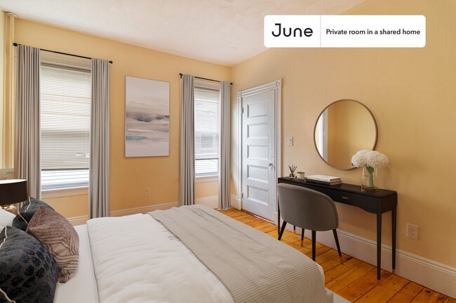 Private bedroom in 4 bed/1 bath Home - Private bedroom in 4 bed/1 bath Home