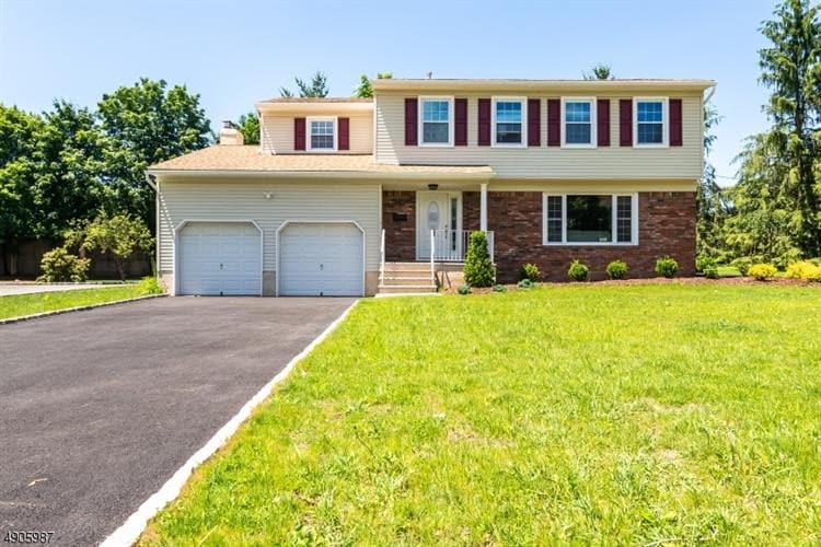 1 Manker Dr, Florham Park, NJ 07932 House Rental in Florham Park, NJ