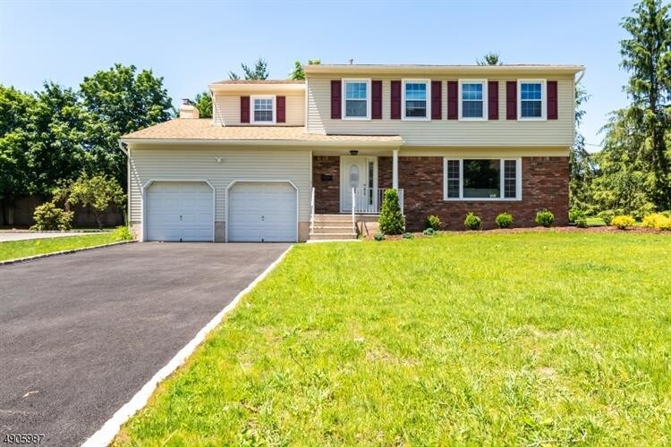 1 Manker Dr, Florham Park, NJ 07932 House Rental in Florham Park, NJ