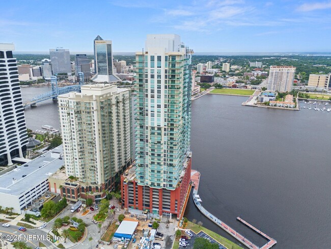 Foto del edificio - 1431 Riverplace Blvd