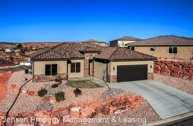Building Photo - 3 br, 2 bath House - 531 North Sunrock Way