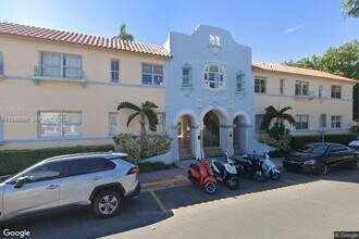 Building Photo - 736 13th St