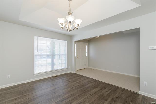 Building Photo - 419 Valley Spring Dr